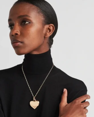 Eternal Gold Medium Pendant Necklace in Yellow Gold