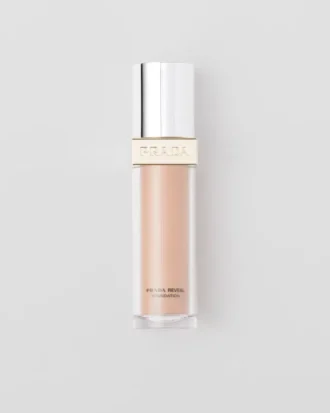 Prada Reveal Skin Optimizing Foundation – Lw25 – Light Warm