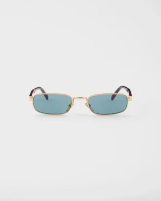 Sunglasses with the Iconic Metal Plaque