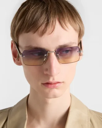 Sunglasses with the Iconic Metal Plaque