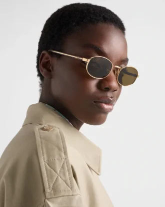 Sunglasses with the Iconic Metal Plaque